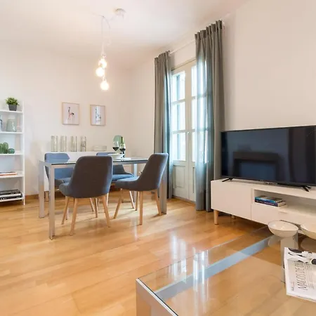 Sibs Bcn- Balmes- Romantic Citycentre Beautiful * Barcelona