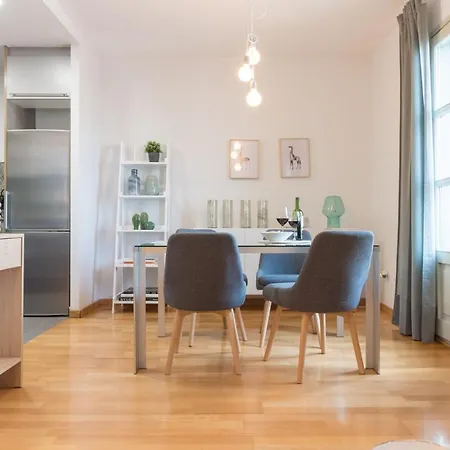 Apartment Sibs Bcn- Balmes- Romantic Citycentre Beautiful Barcelona